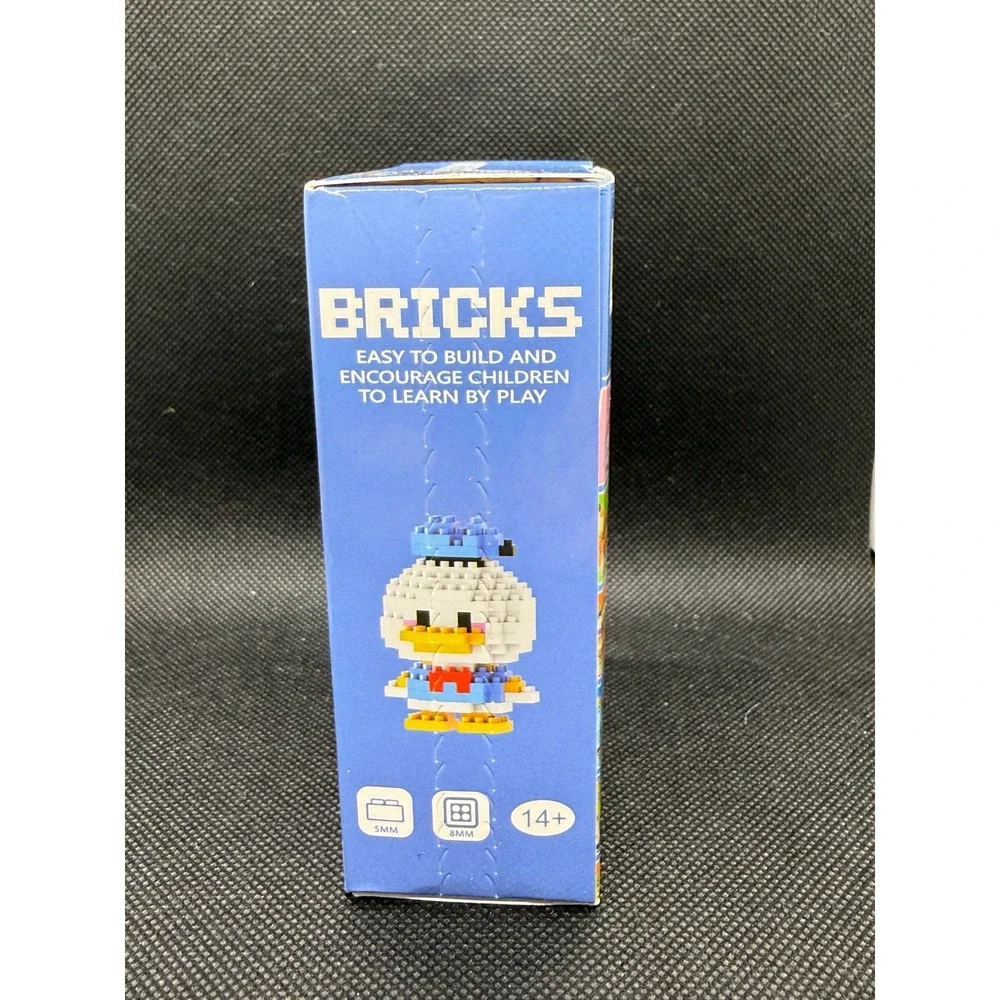 Donald Duck Micro Building Blocks Set M3007 135pcs Bricks Make A Wise Life New